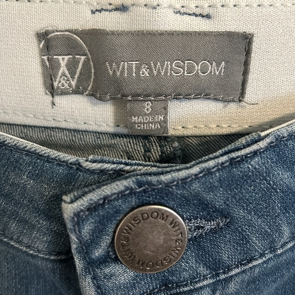 EUC Wit & Wisdom ‘Ab’Solution Raw Hem Slit Straight jeans - Picture 3 of 11